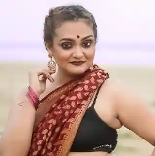 Dolon Majumder Photo